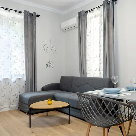 Urban Harmony Collection - 3 Stylish - Center By Flat Mаnager Warna