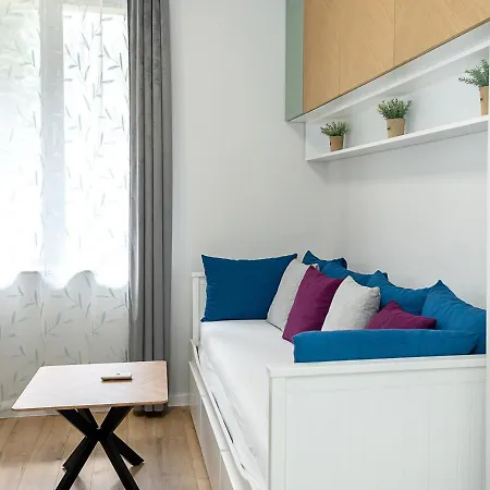 Urban Harmony Collection - 3 Stylish - Center By Flat Mаnager Warna